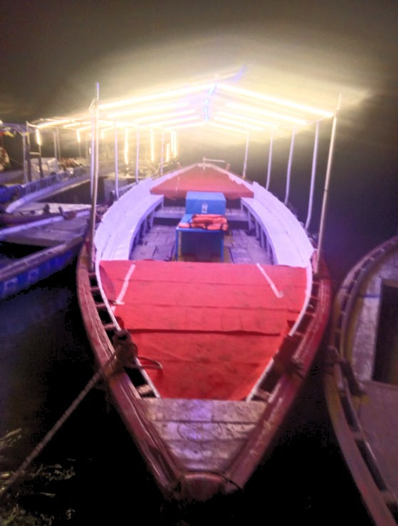 Light Moterboat